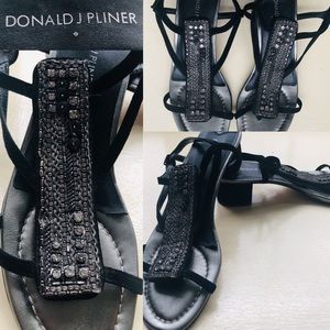 Donald J. Pliner Macha Sandal